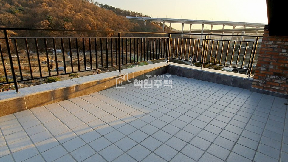 경기 포천시 설운동 테라스가 넓고, 탁트인 전망이 좋은 3룸 복층빌라 분양 매물번호 13769 사진 1
