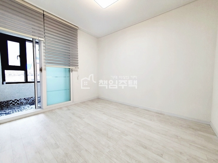 경기 용인수지구 신봉동 신봉동 4룸 대로변인접,버스정류장1분 분양 매물번호 17209 사진 3