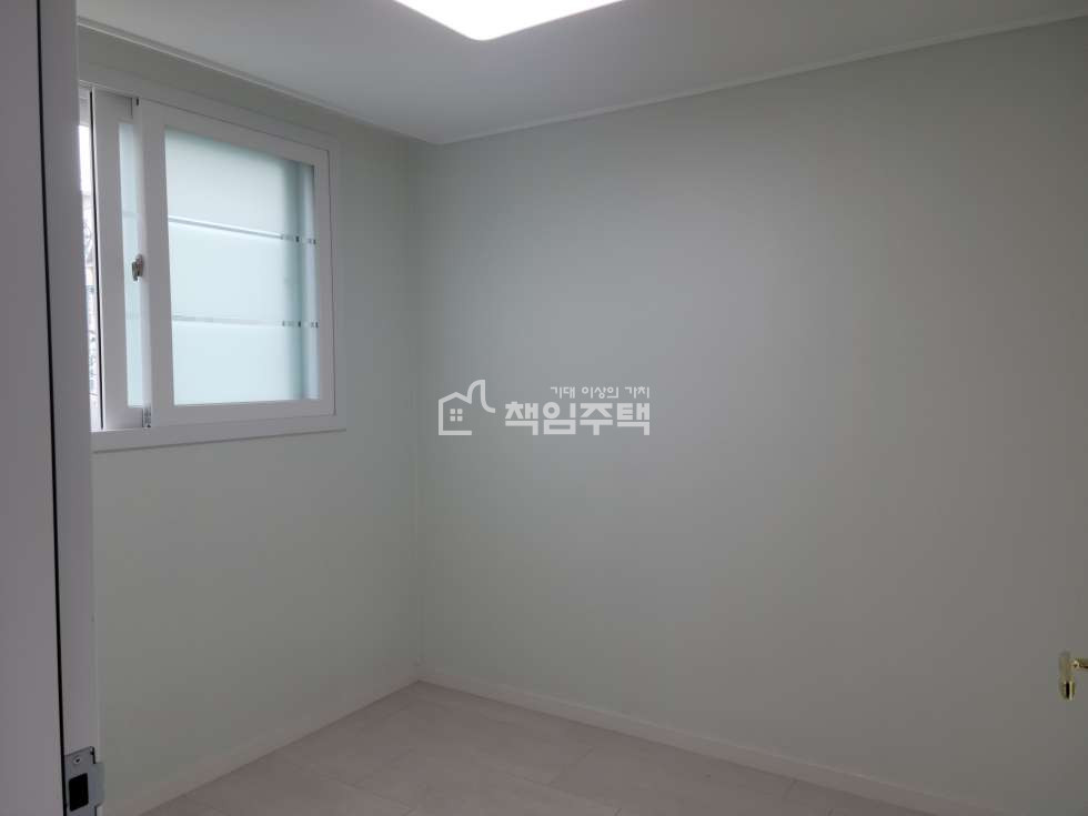 경기 수원권선구 서둔동 서둔동 테라스가 있는 세대에서 살아보시는건 어때요? 3룸 분양 매물번호 16819 사진 5